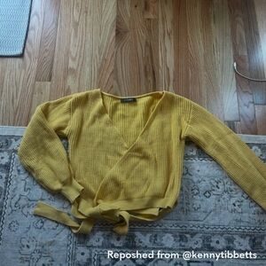 Lulu's Mustard Yellow Wrap Tie-Front V-Neck Sweater
